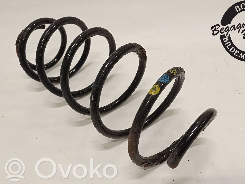 Front coil spring   30748153