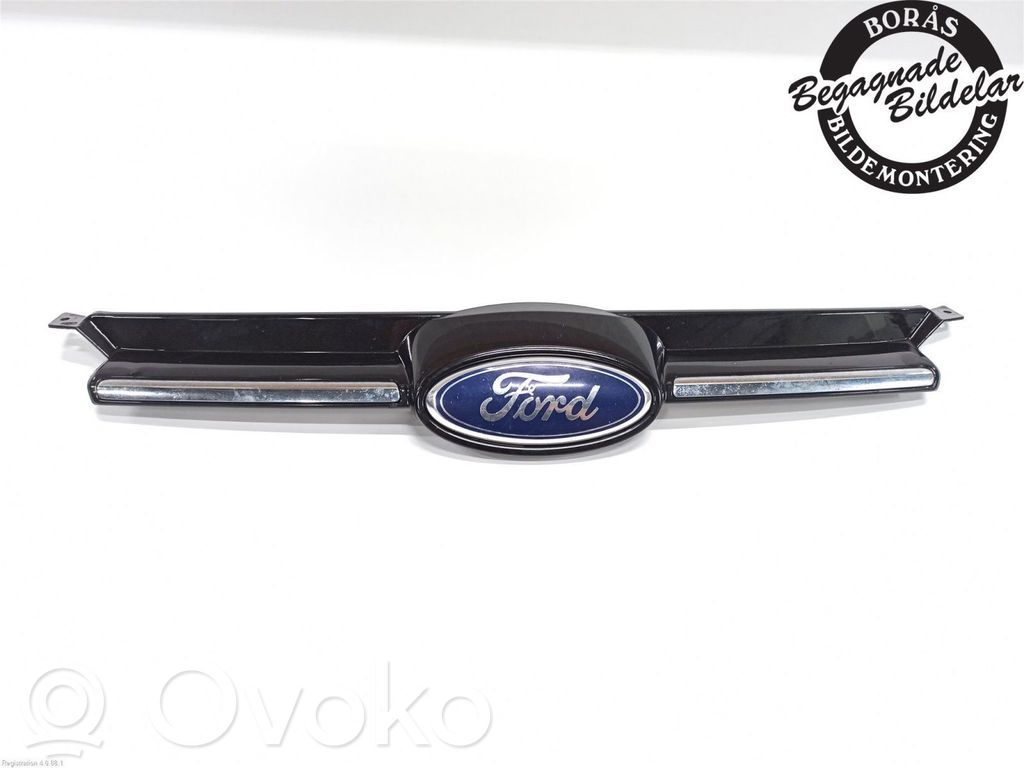 Ford Focus Front bumper lower grill 
