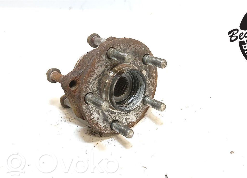 Subaru Outback Zwrotnica koła przedniego 