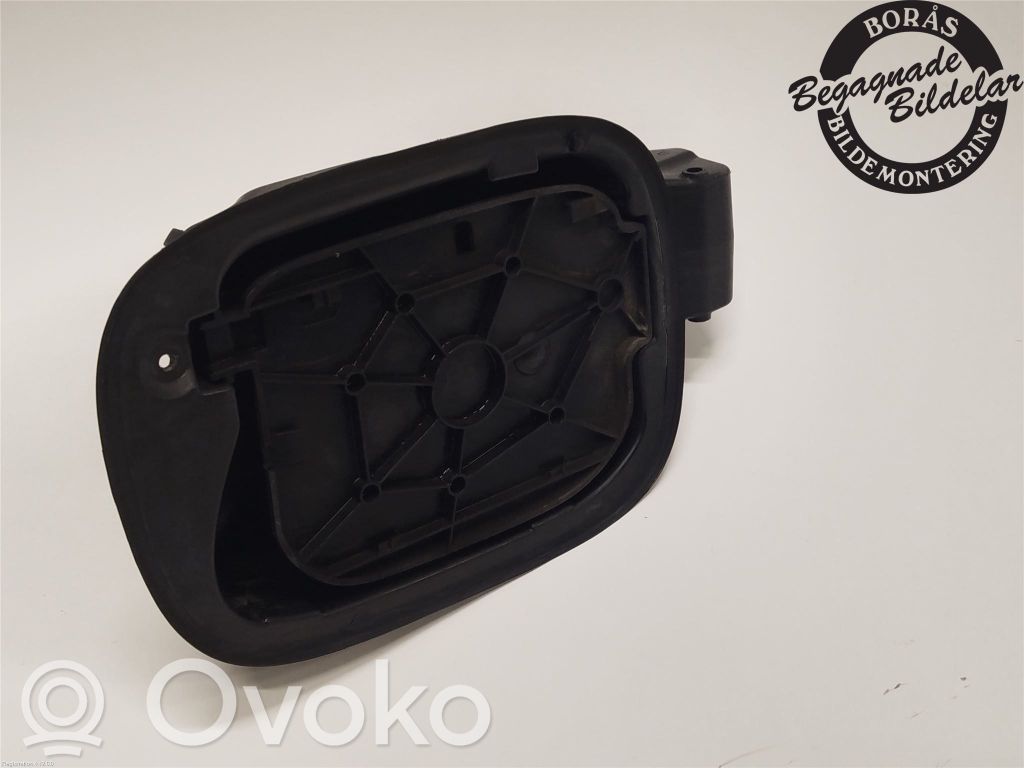 Volvo V70 Siłownik klapki wlewu paliwa 