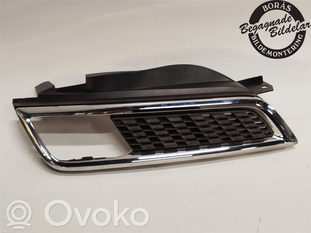 Nissan Micra Front bumper lower grill 