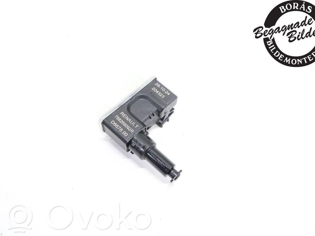 Nissan Juke II F16 Fuel tank cap lock 