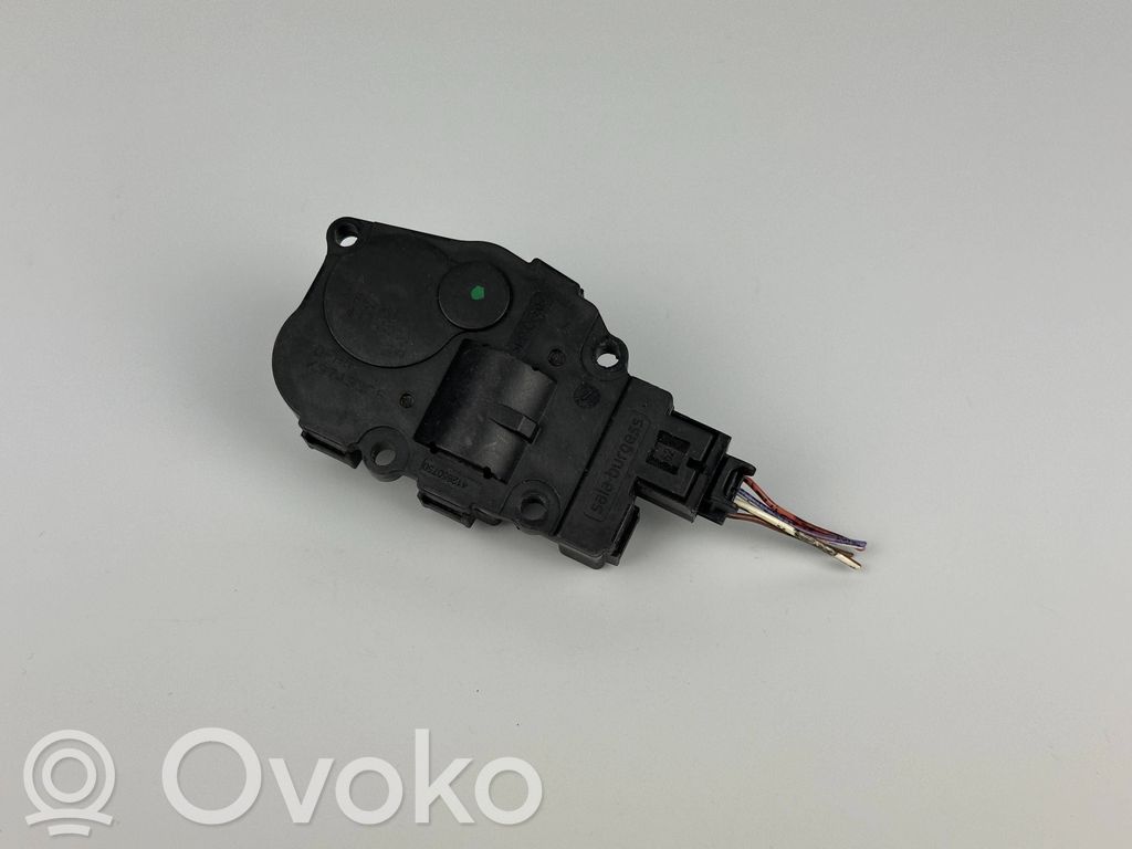 Audi A4 S4 B8 8K Silniczek nagrzewnicy 