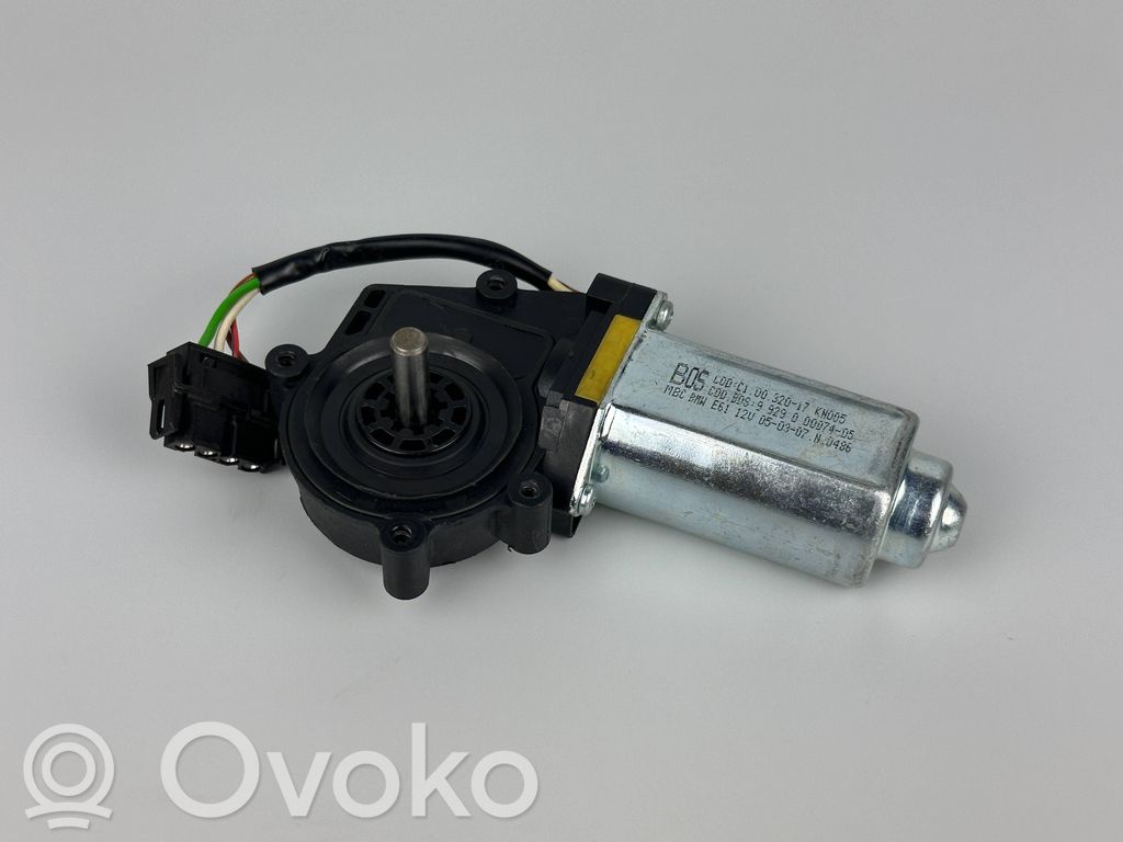 BMW 5 E60 E61 Cache bagages, couvre-coffre 