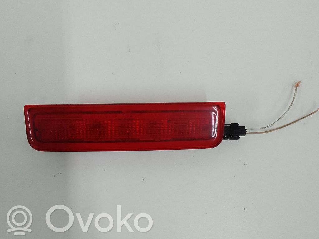 Volkswagen Caddy Third/center stoplight 