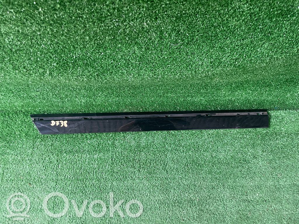 Mercedes-Benz A W169 Kita salono detalė 
