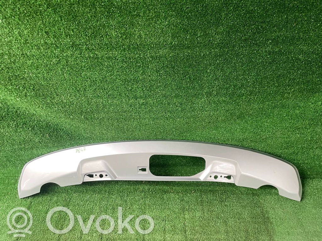 Front bumper lip   D847