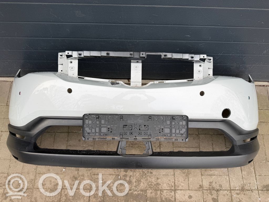 Front bumper   DN4E50031