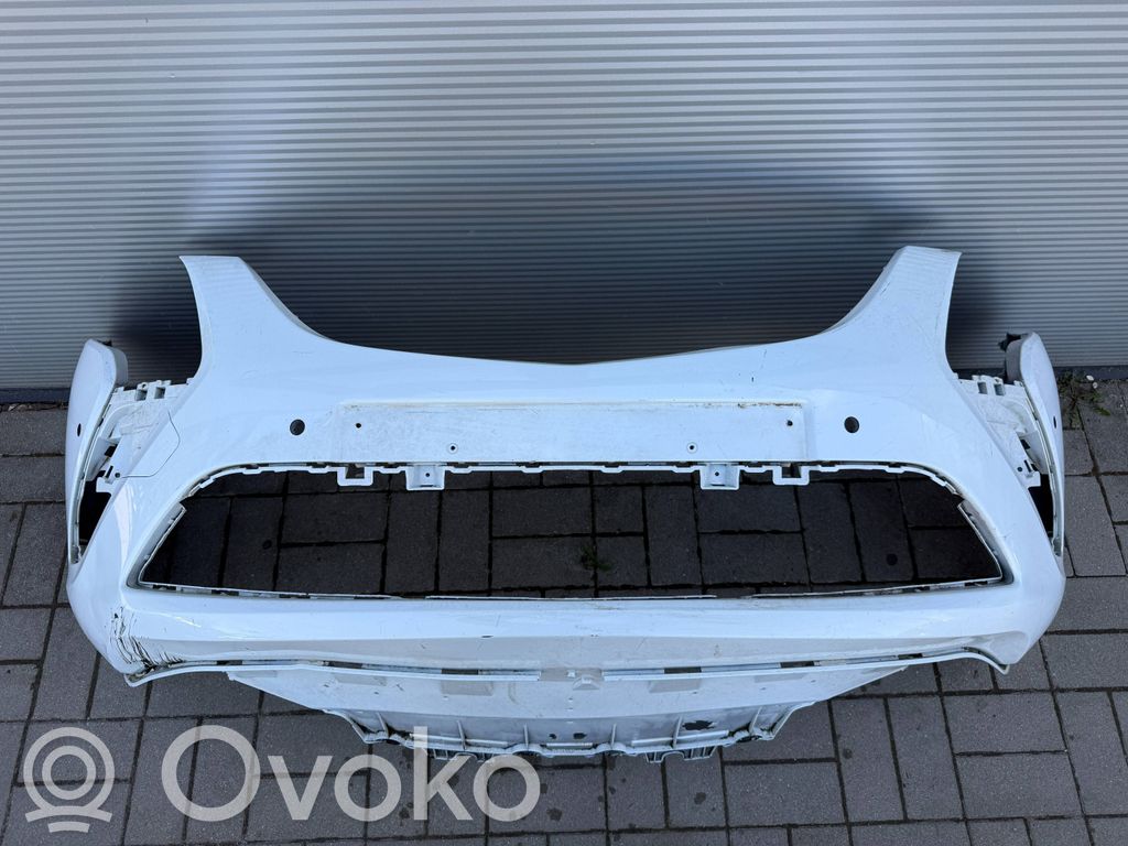 Opel Zafira C Priekšējais bamperis 