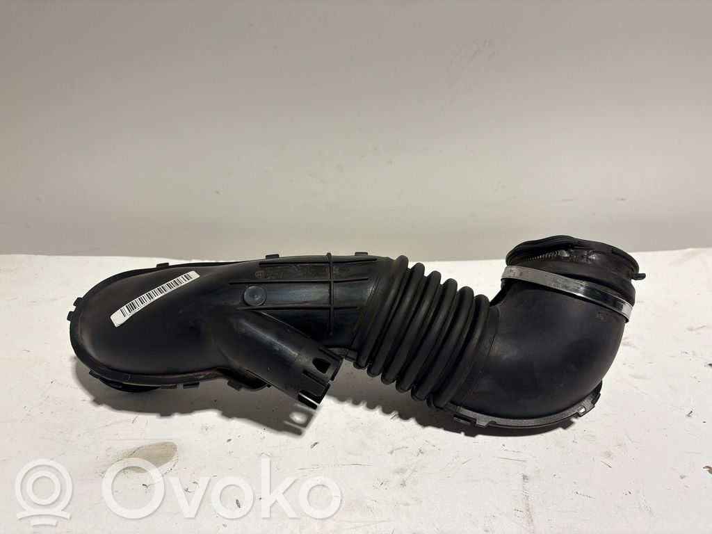 BMW 3 F30 F35 F31 Cita veida dzinēja nodalījuma detaļa 