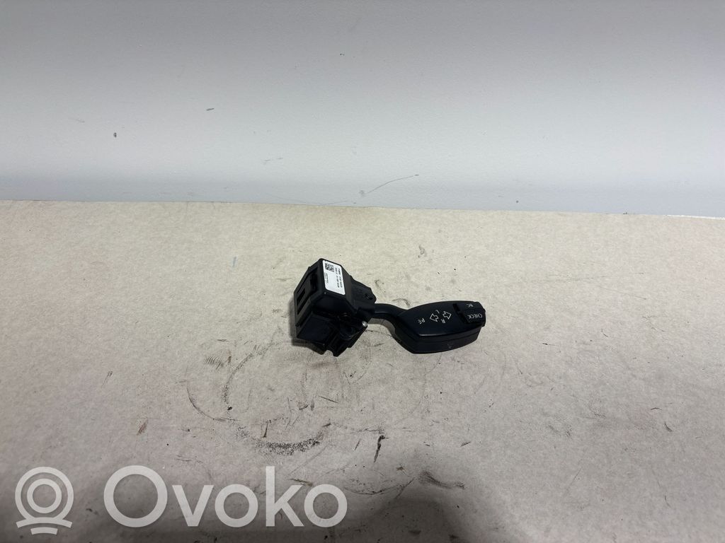 Indicator stalk   6951349
