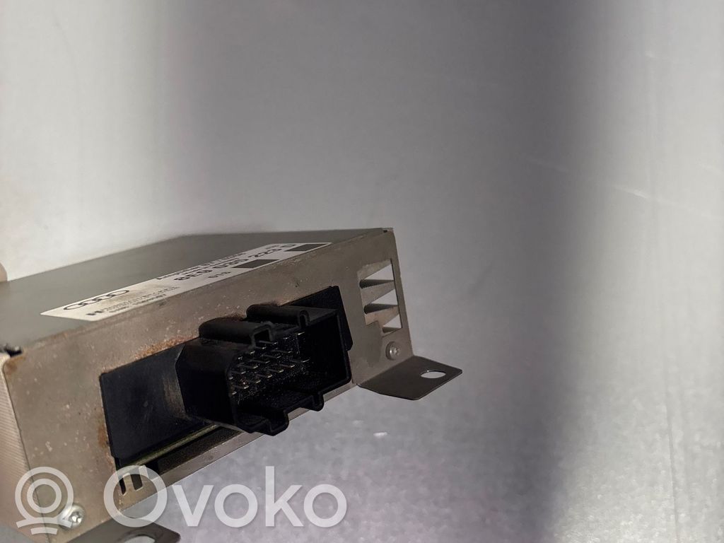 Audi A4 S4 B7 8E 8H Amplificateur de son 