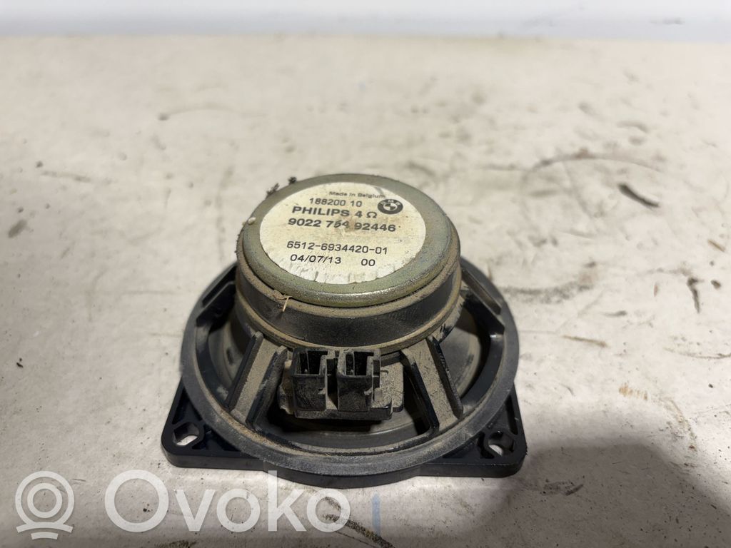 BMW 5 E60 E61 Subwoofer-bassokaiutin 