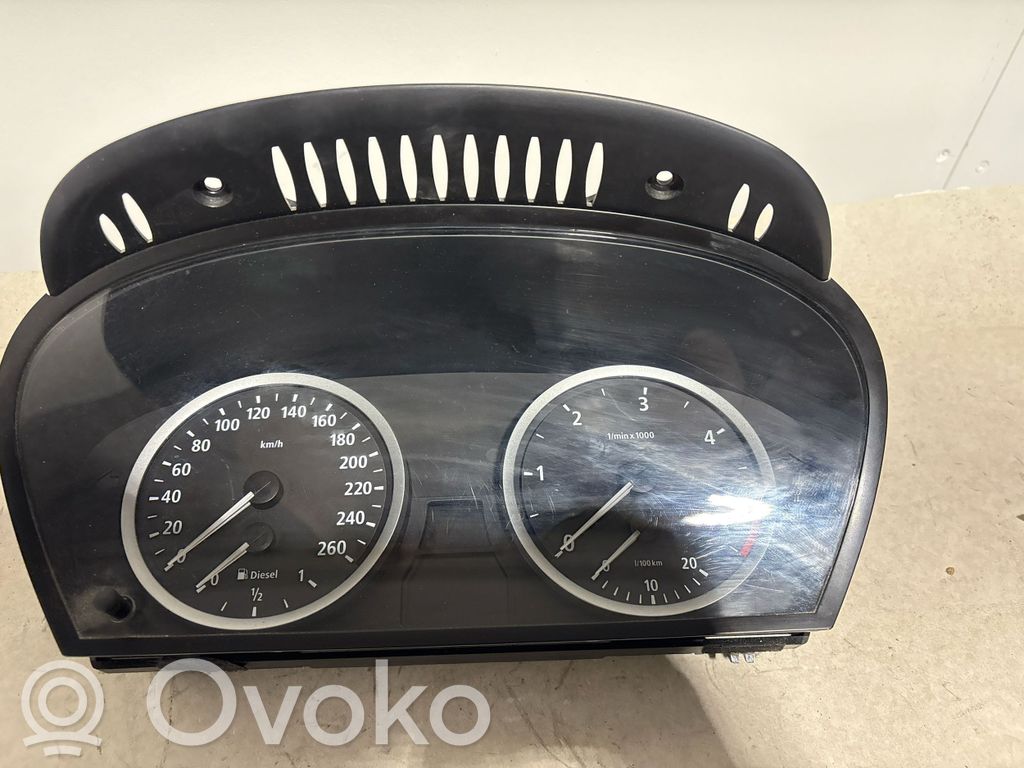 BMW 5 E60 E61 Speedometer (instrument cluster) 