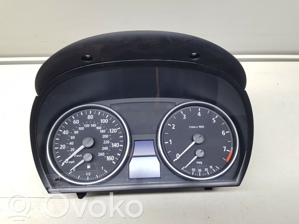 Speedometer (instrument cluster)   697466601,NR5183