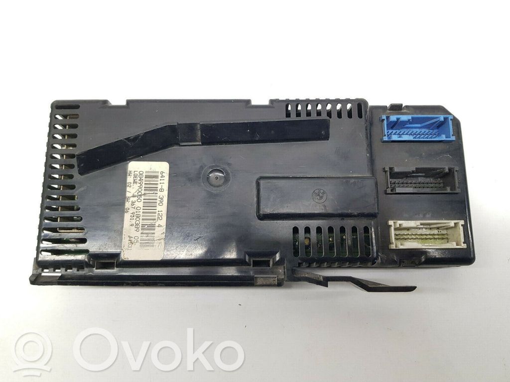 BMW 5 E39 Air conditioning/heating control unit 