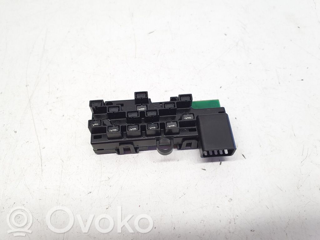 Volkswagen PASSAT B6 Steering angle sensor 