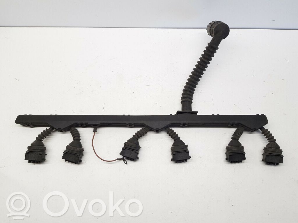 BMW 5 E39 Fuel injector wires 