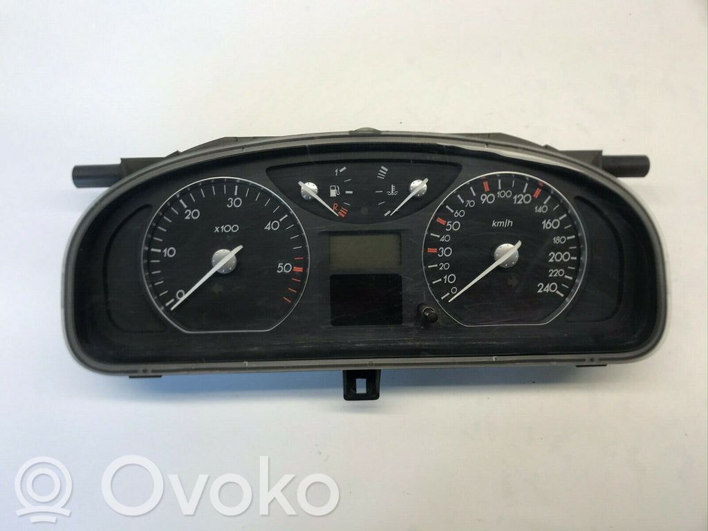 Renault Laguna II Speedometer (instrument cluster) 