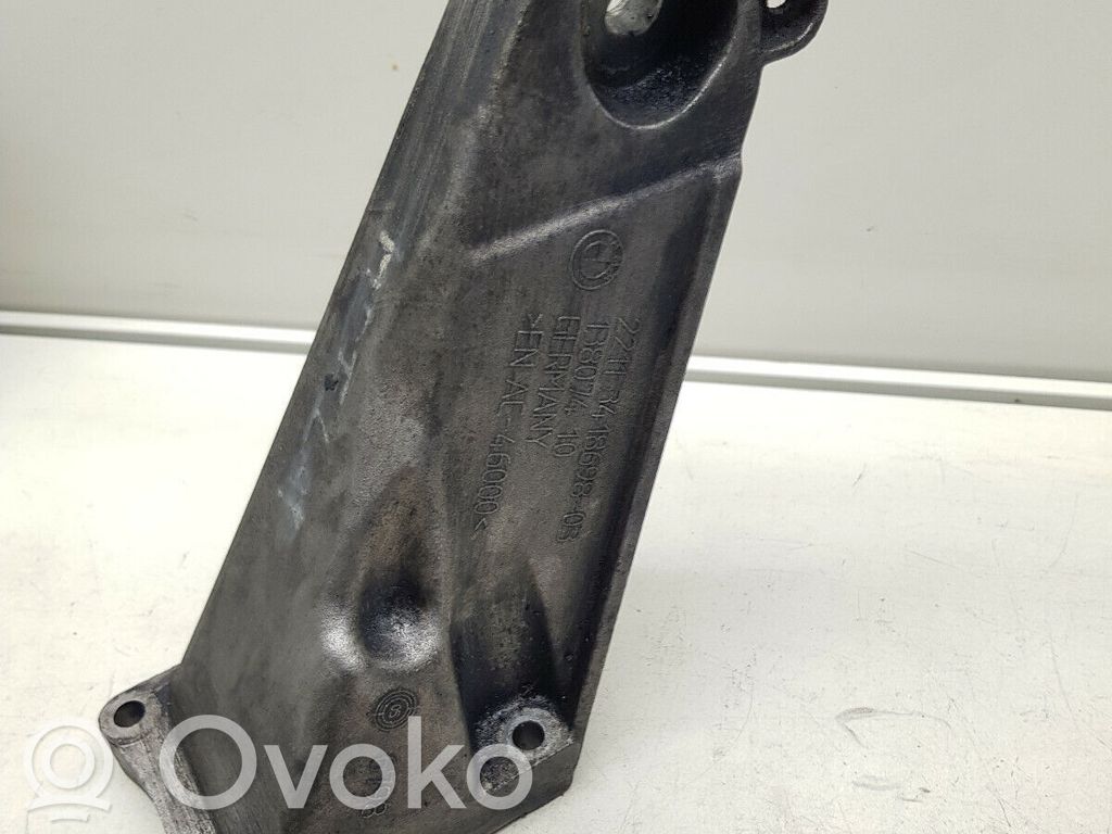BMW X3 E83 Dzinēja spilvens 