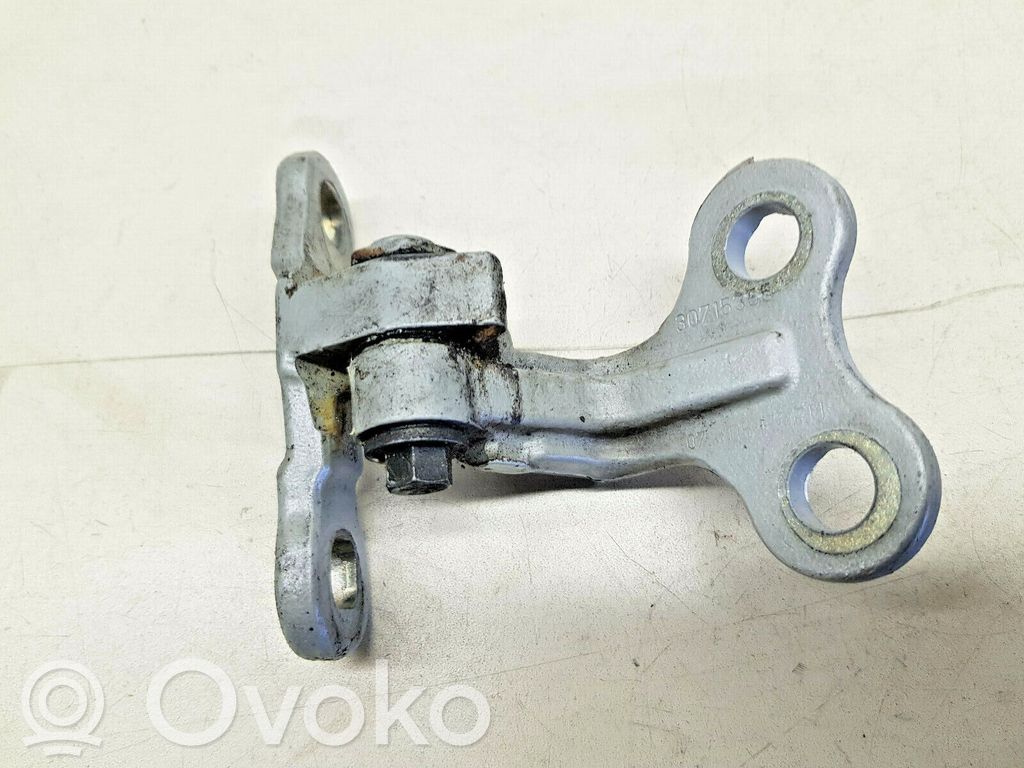 Volvo V50 Front door upper hinge 