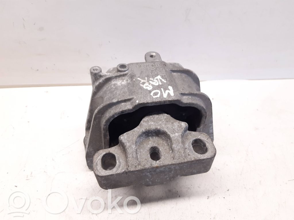 Volkswagen Golf V Engine mount bracket 