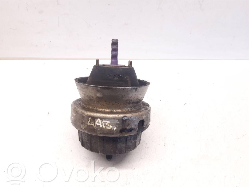 Audi A6 S6 C6 4F Engine mount bracket 