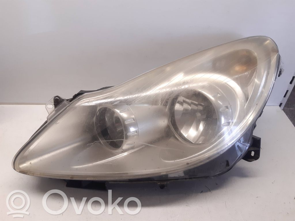 Opel Corsa D Priekinis žibintas 