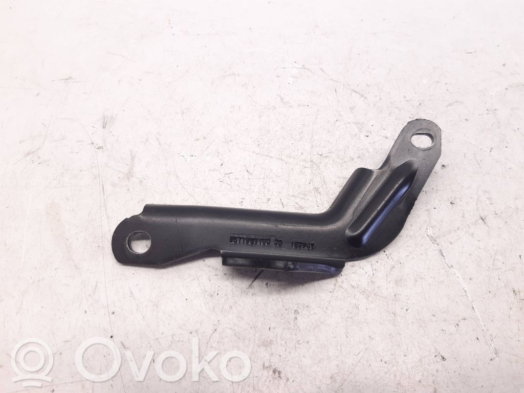 Engine mounting bracket   9671985130,120947