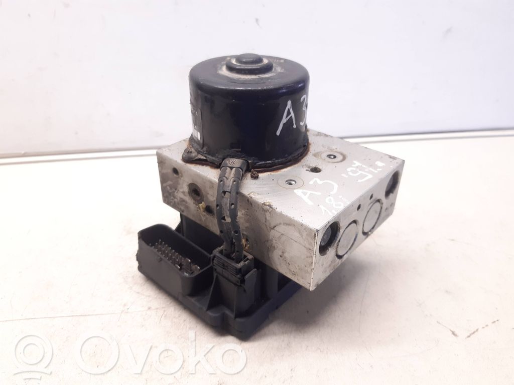 Audi A3 S3 8L ABS bloks 