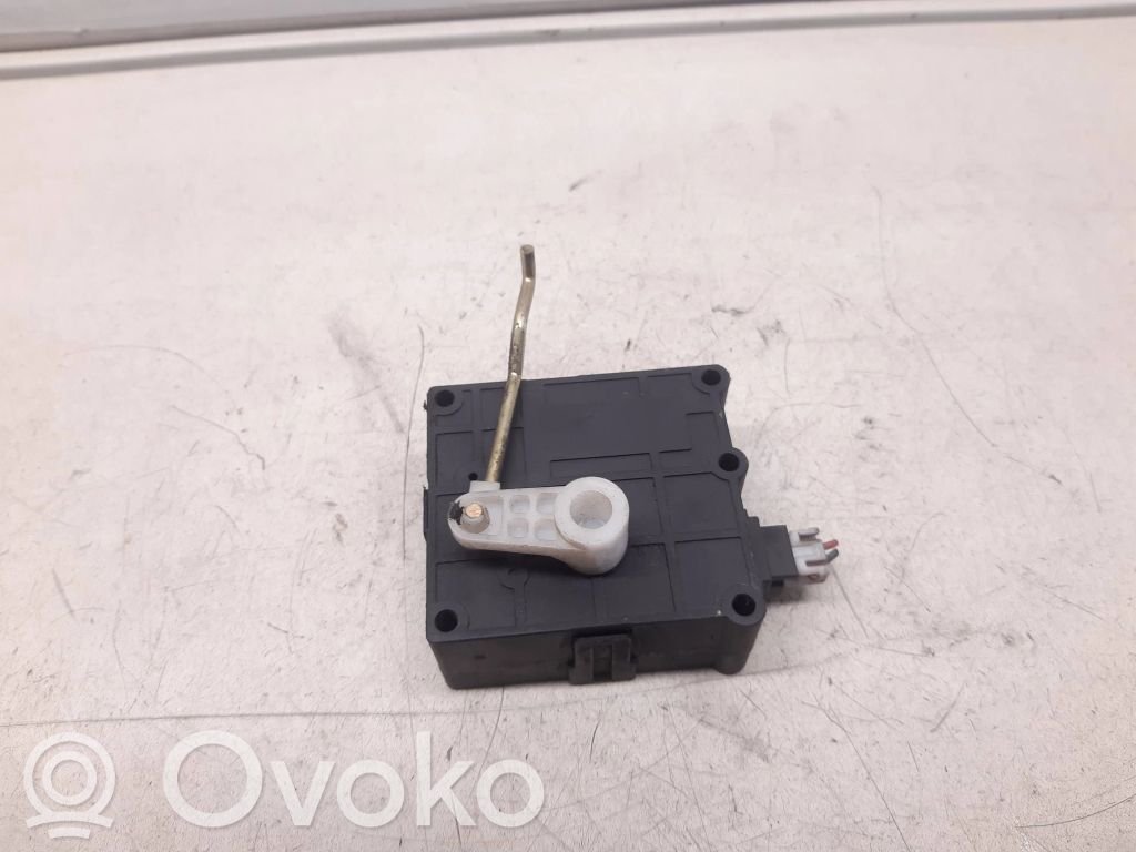 Motor/activador trampilla de calefacción   MR283218,CSA501A001B