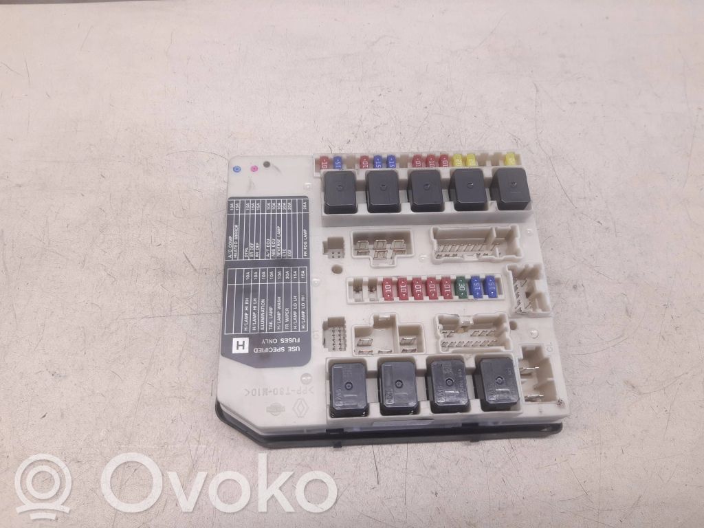 Nissan Navara D40 Fuse module 
