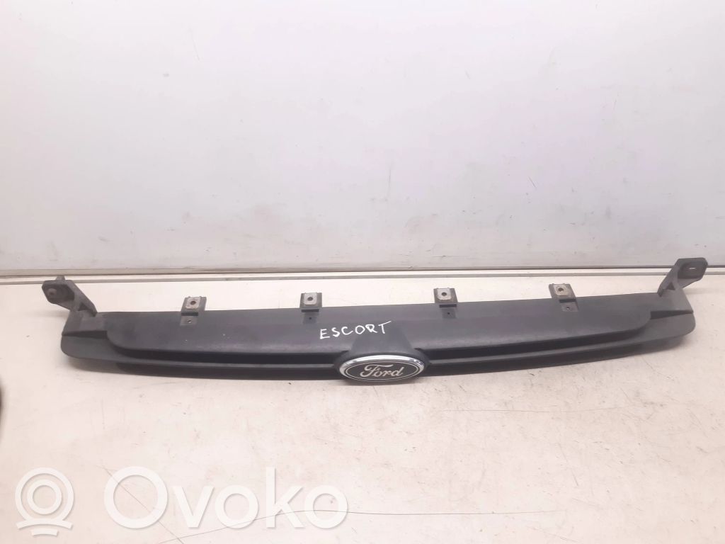 Ford Escort Front grill 