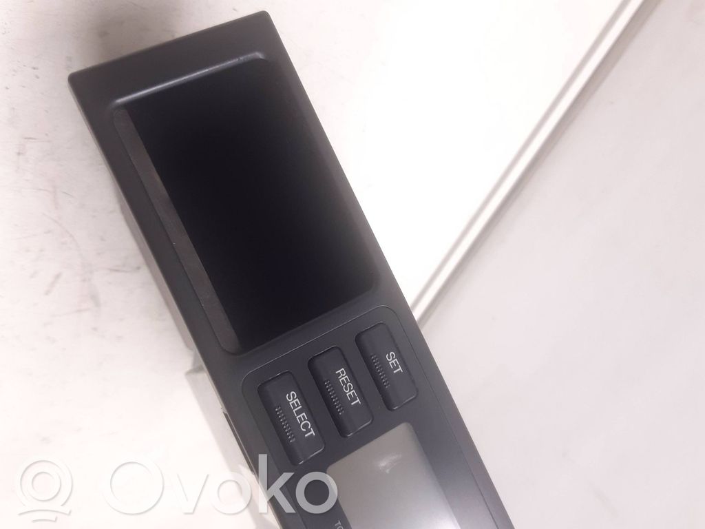 Mazda 626 Screen/display/small screen 