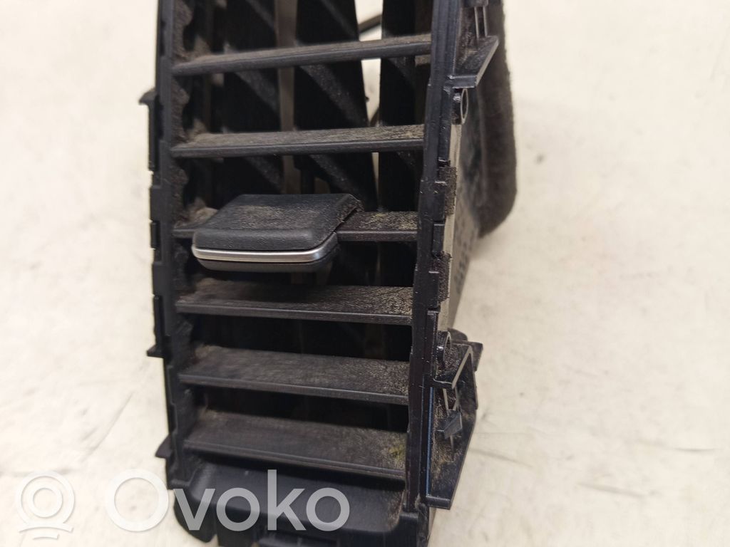Nissan Murano Z50 Dysze / Kratki środkowego nawiewu deski rozdzielczej 