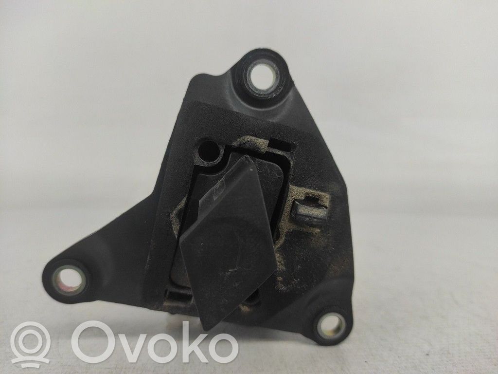 Tailgate lock latch   8200060917