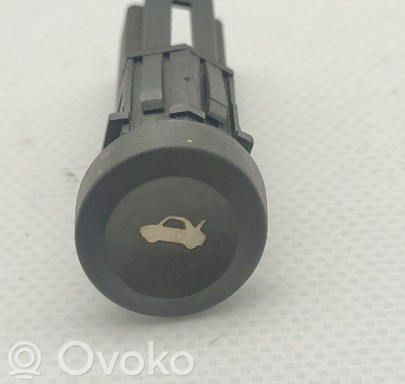 Multifunctional control switch/knob   D3L0A