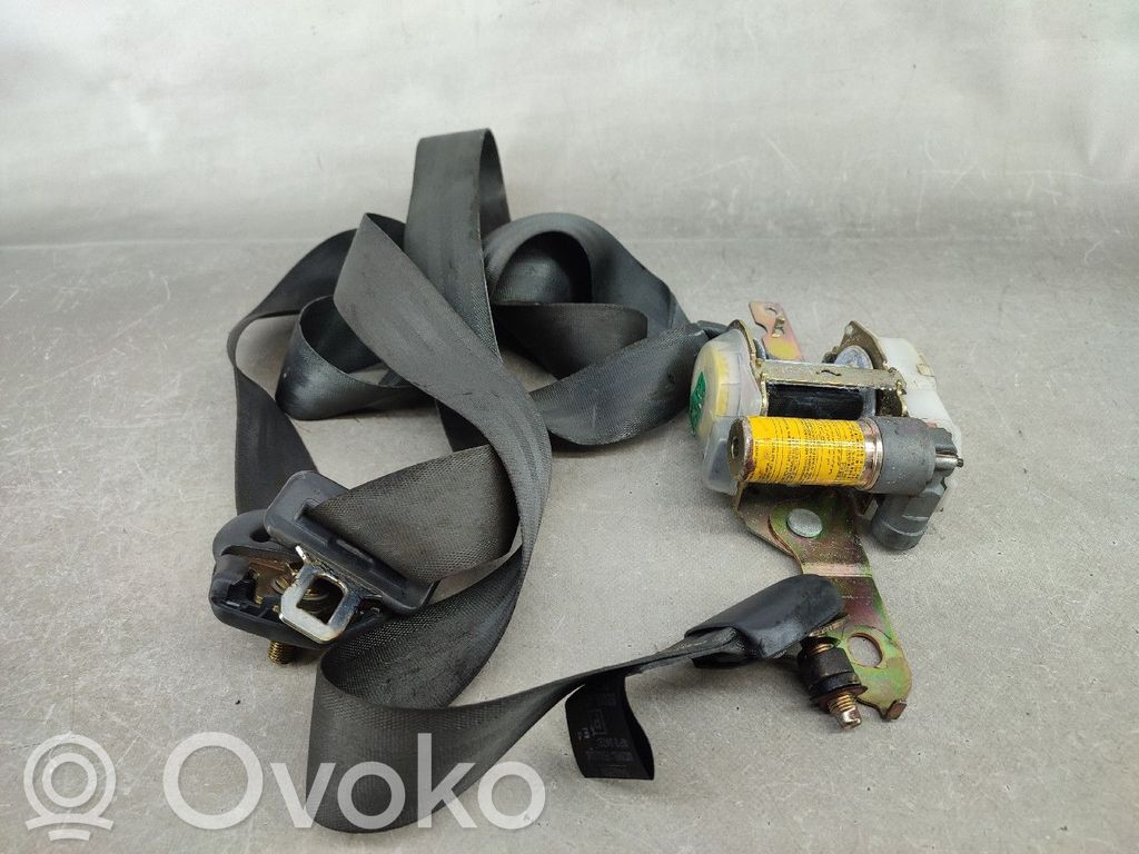 Hyundai Trajet Cinturón delantero 