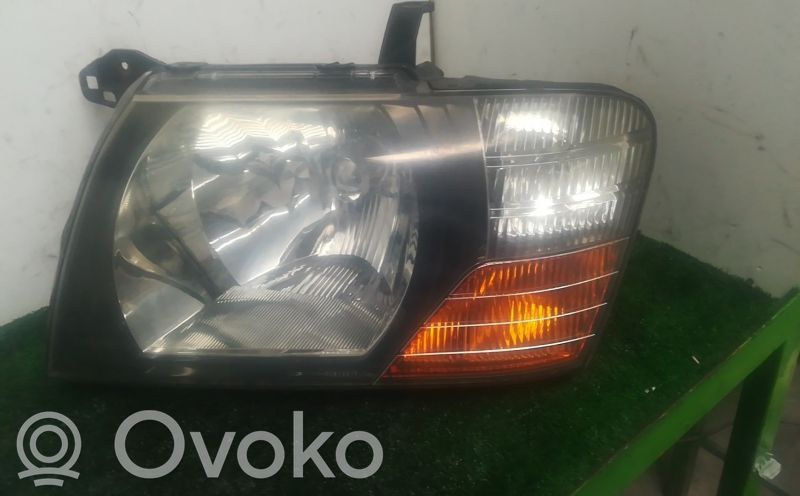 Mitsubishi Pajero Faro delantero/faro principal