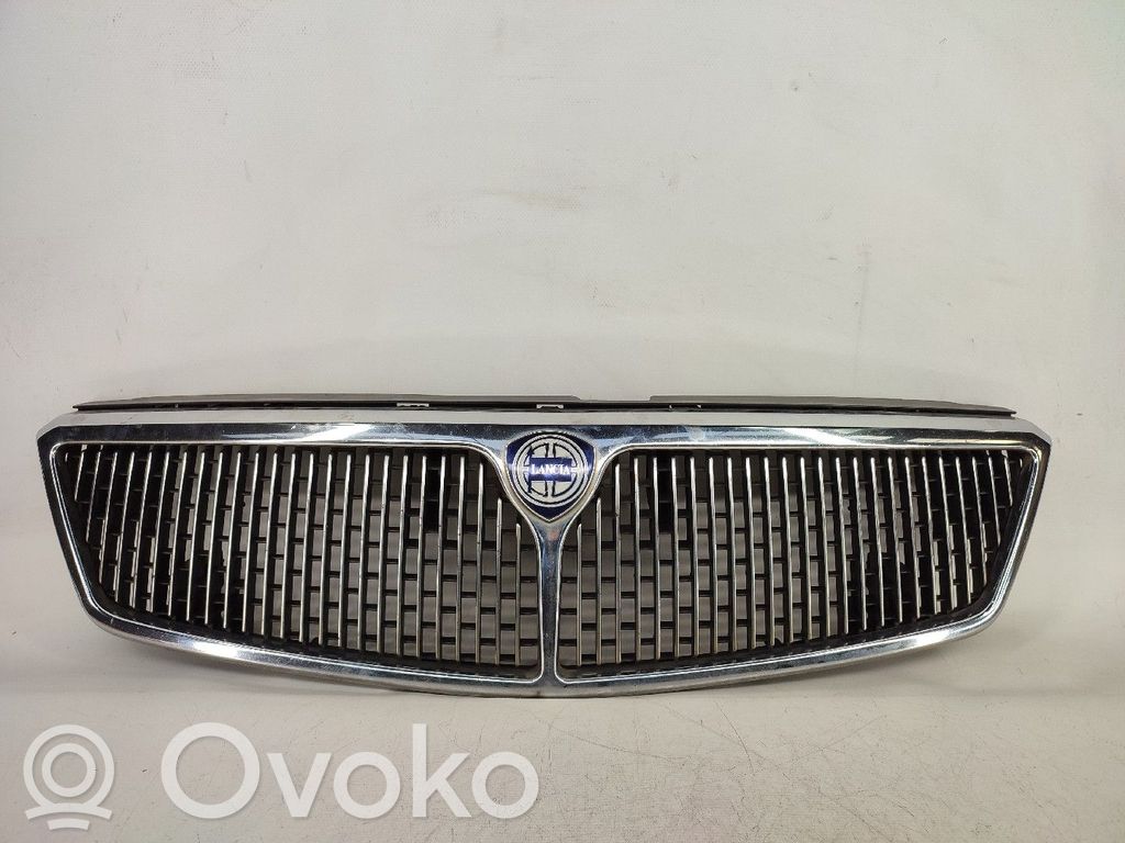 Lancia Dedra Etusäleikkö 