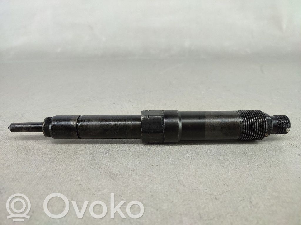 Fuel injector