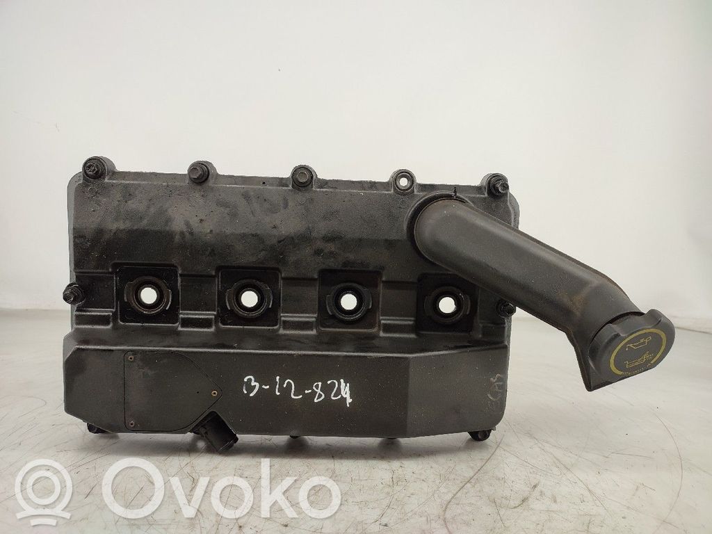 Tapa de balancines   YC1Q6K271AK