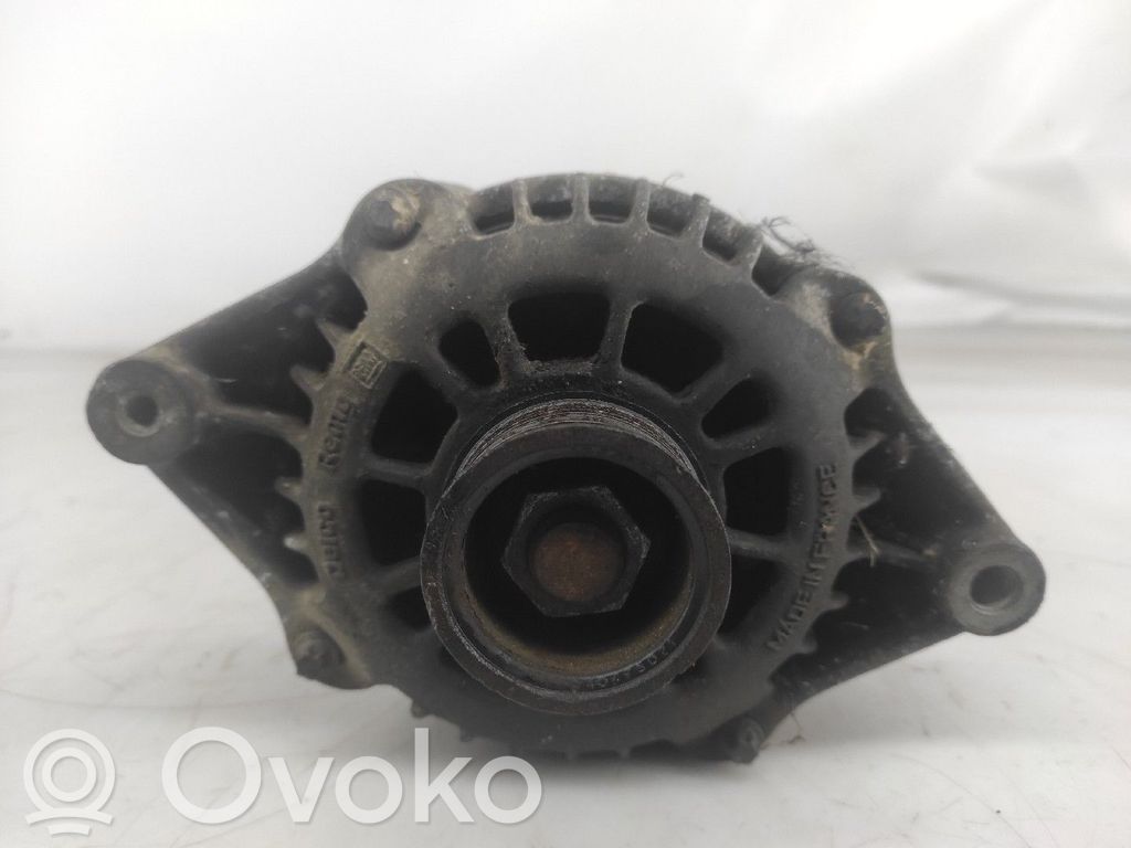 Alternador