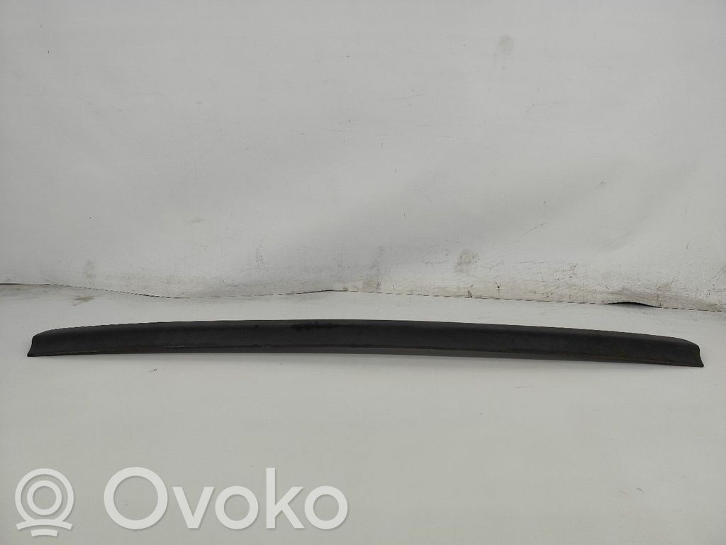 Opel Zafira A Rivestimento laterale del portellone posteriore/bagagliaio 