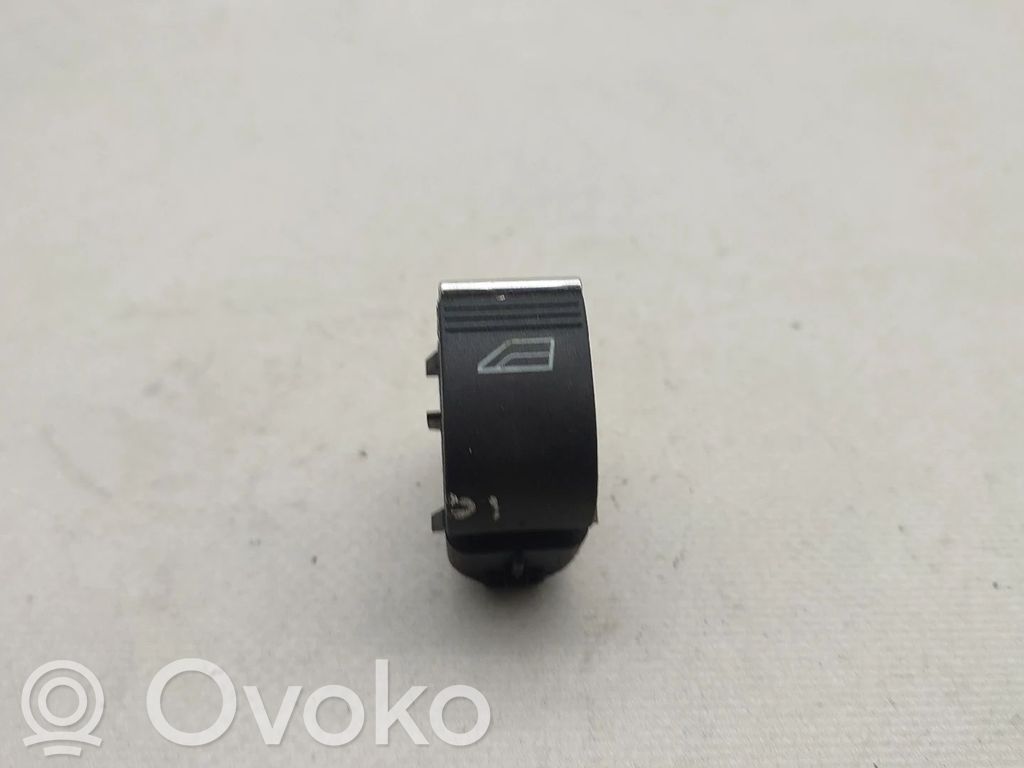 Interruptor del elevalunas eléctrico   10208054