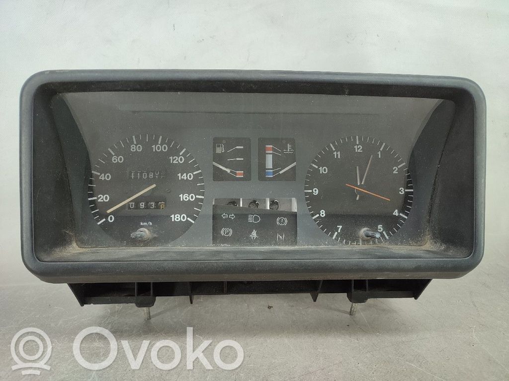 Speedometer (instrument cluster)   MASCARA,PISCAS