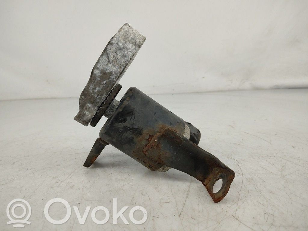 Ford Fiesta Engine mount bracket 