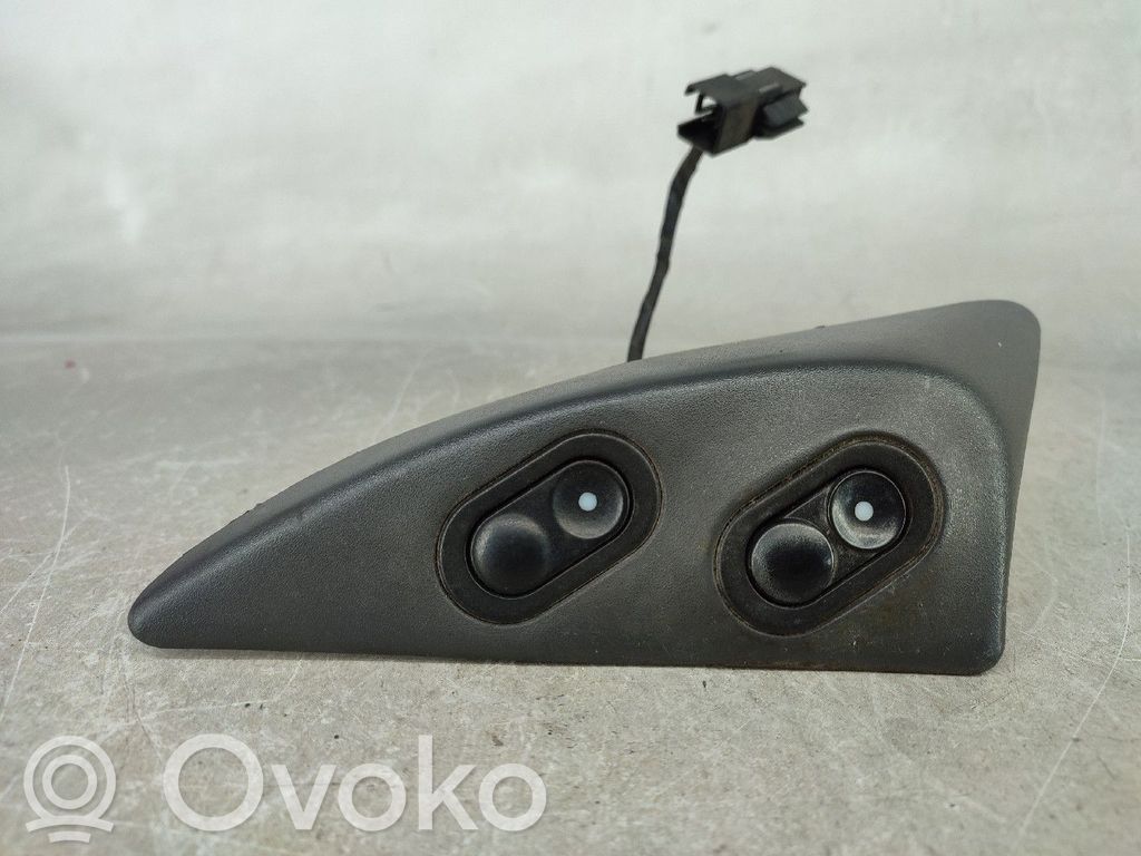 Electric window control switch   90389335
