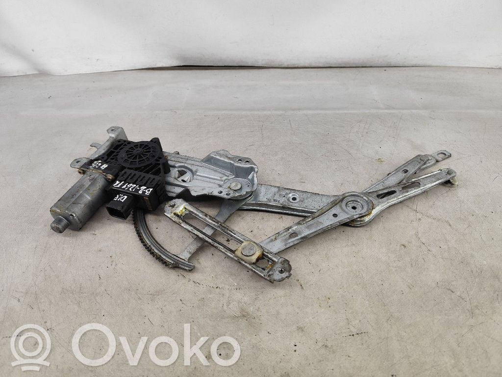 Opel Corsa B Meccanismo di sollevamento del finestrino anteriore senza motorino