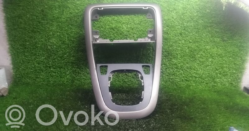 Fiat Croma Rămă unitate radio/GPS